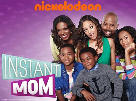 Prime Video: Instant Mom Season 1.